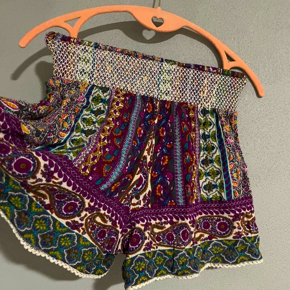 Super Cute Patterned Shorts - Picture 1 of 3
